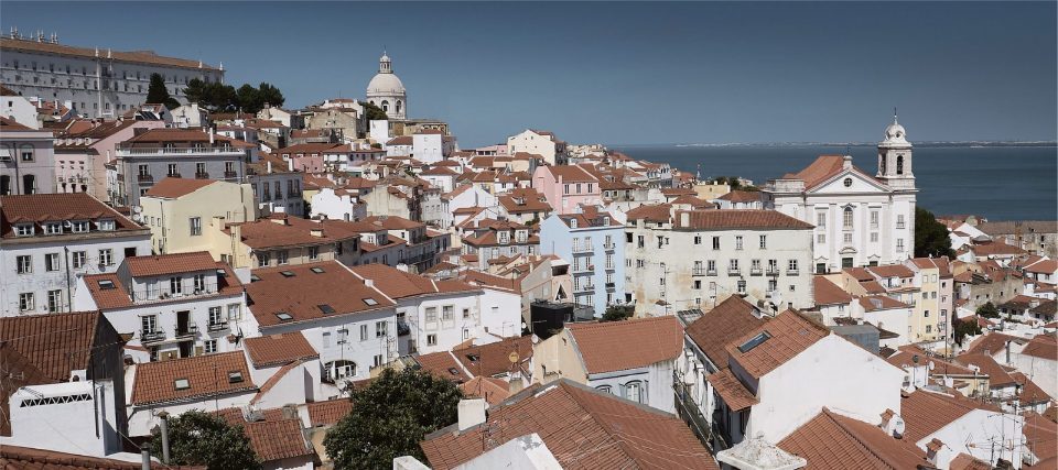 REGISTRY SNAPSHOT: National Registry for Clinical Studies (RNEC) in Portugal